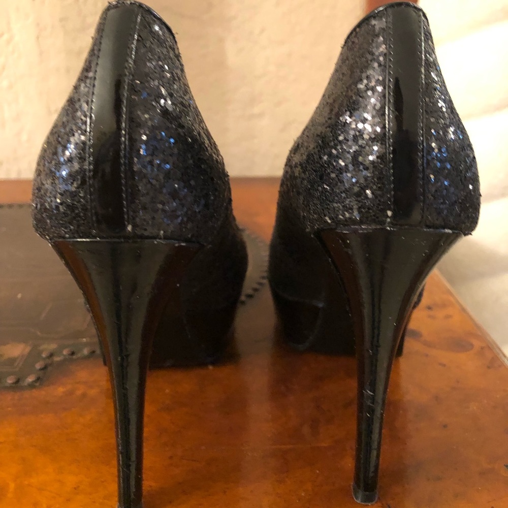 Guess black sexi heels 👠